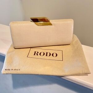 1980s Rodo Italian Lizard Clutch with hidden strap & Dust Bag